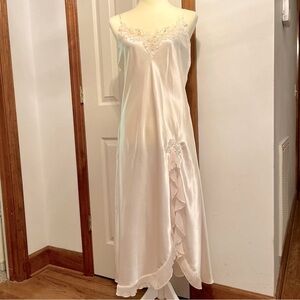 Belle Nuit Intimates Satin & Chiffon Open Back Embellished Lingerie Nightgown